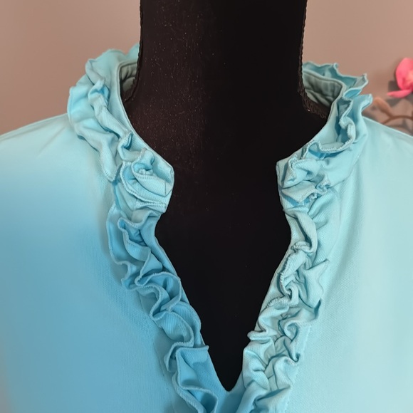 Lilly Pulitzer Teal Golf Tee - Picture 2 of 6